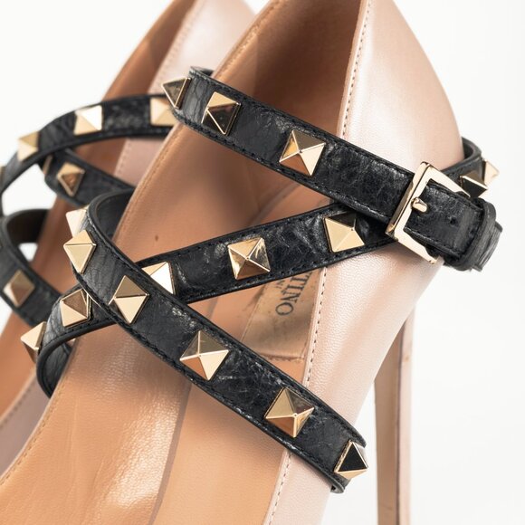 Valentino Garavani Studwrap Poudre & Noir Rockstud Pointed-Toe Pumps - Picture 9 of 12